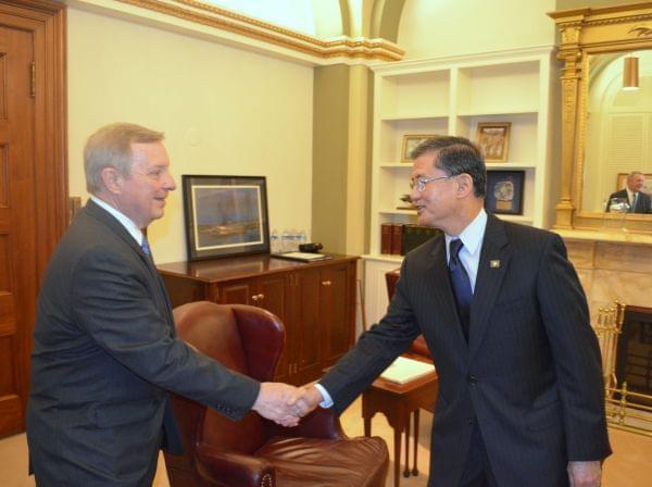 U.S. Senator Dick Durbin (D-Ill.) met with Department of Veteran's Affairs Secretary Eric Shinseki on May 22, 2014.