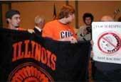 Chief Illiniwek supports and opponents at meeting